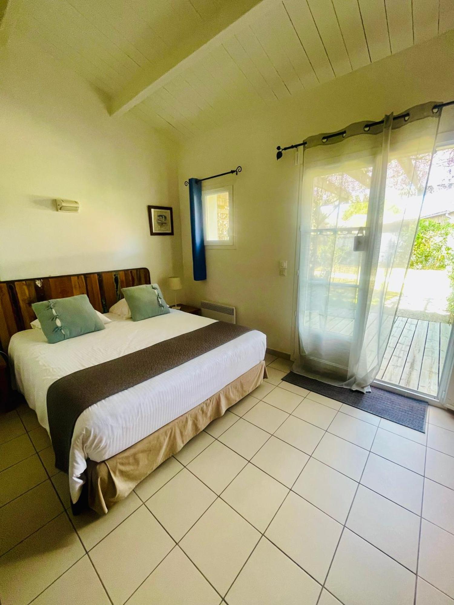 La Villa - Hotel Bien Etre Le Bois-Plage-en-Re Exterior photo