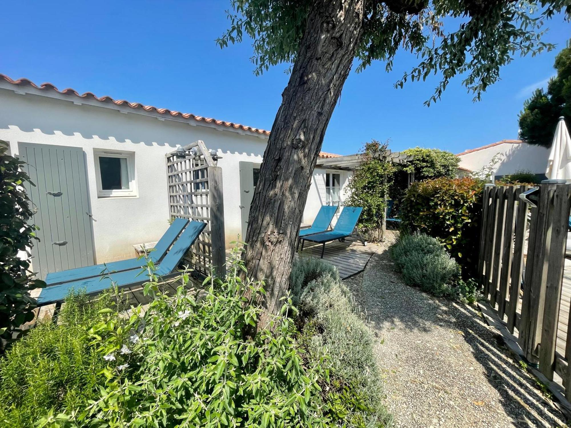 La Villa - Hotel Bien Etre Le Bois-Plage-en-Re Exterior photo